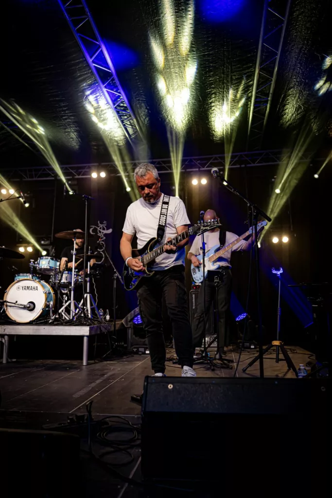 Cover7 en sextuor sur la grande scène du 14 juillet à Marles-les-Mines