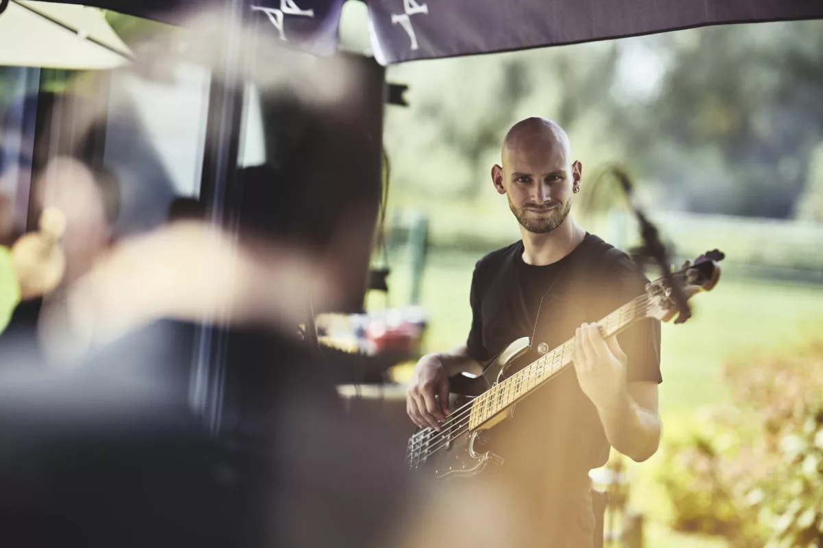 Cover7 en live pour une fête d'entreprise en plein air à Blaringhem